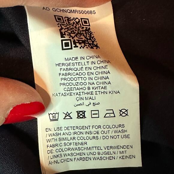 PUMA Red Bull Aston Martin Soccer Futbol Activewear Track Team Tee Shirt XS NWT - Picture 15 of 16